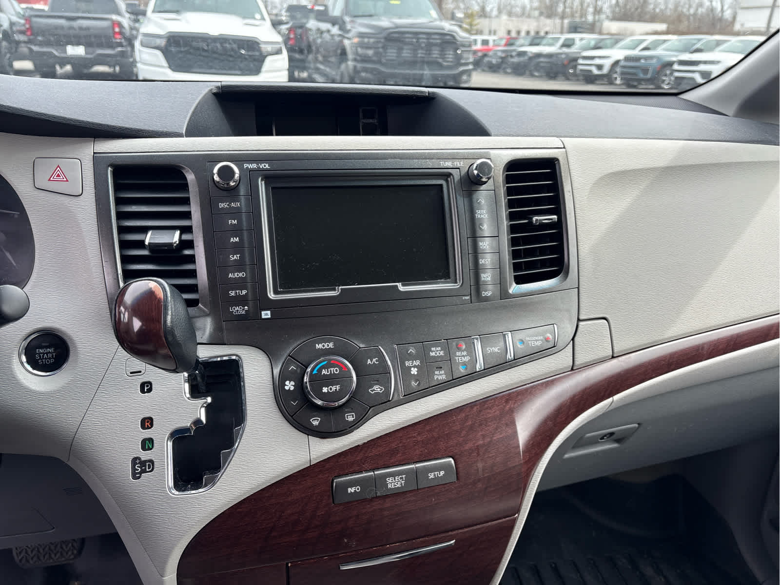 2014 Toyota Sienna XLE