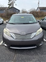 2014 Toyota Sienna XLE