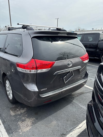 2014 Toyota Sienna XLE