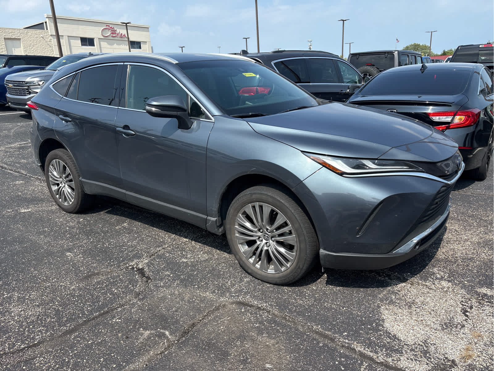 2023 Toyota Venza XLE