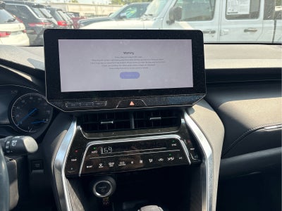 2023 Toyota Venza XLE