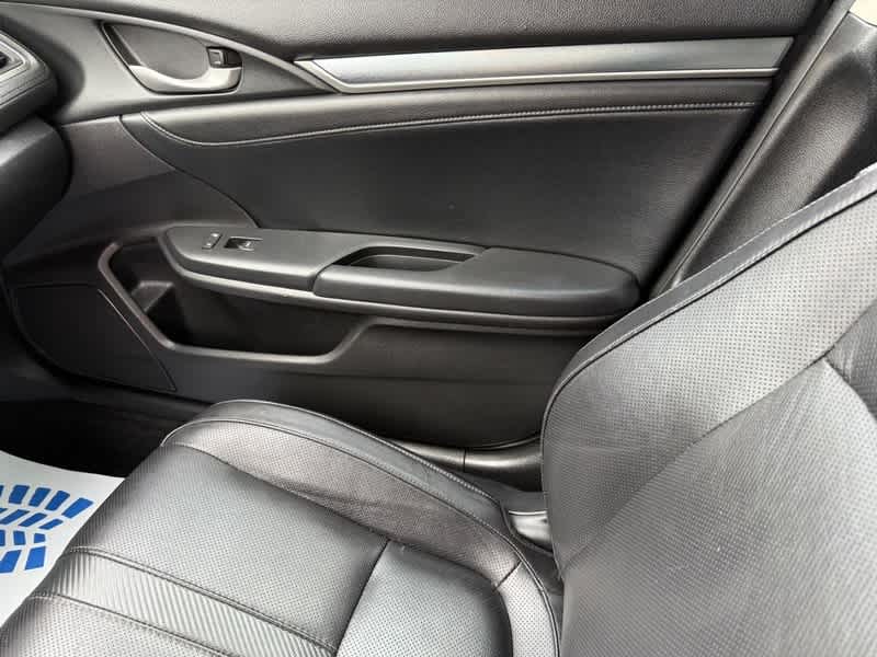 2016 Honda Civic 4dr CVT Touring