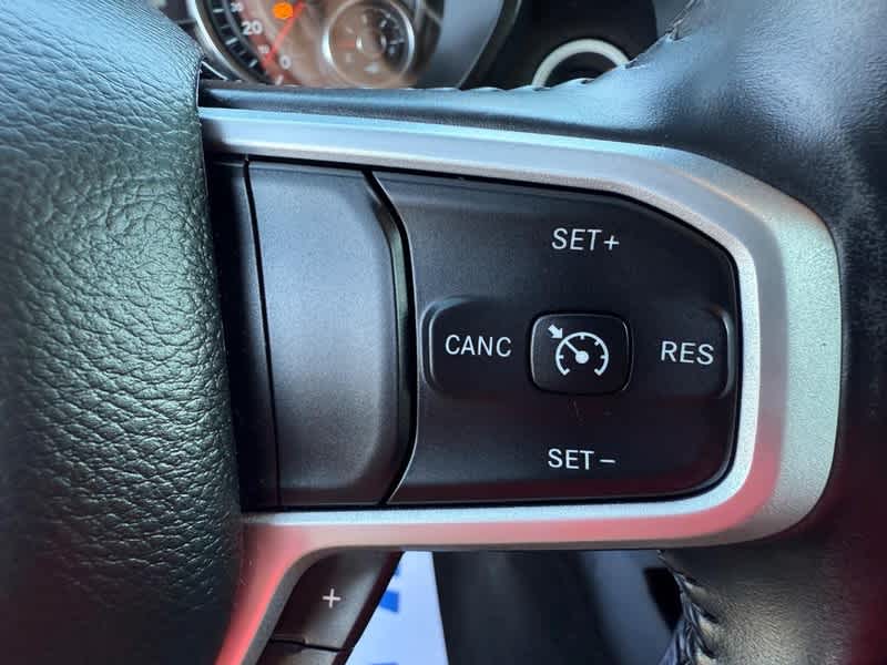 2020 RAM 1500 Big Horn 4x4 Crew Cab 57 Box