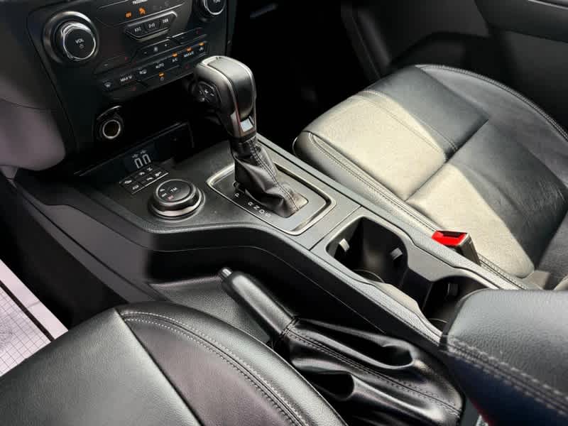 2022 Ford Ranger LARIAT 4WD SuperCrew 5 Box