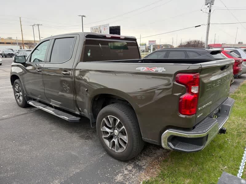 2023 Chevrolet Silverado 1500 4WD Crew Cab 147 LT w/2FL