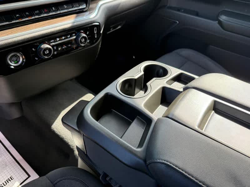 2024 Chevrolet Silverado 1500 4WD Crew Cab 147 RST