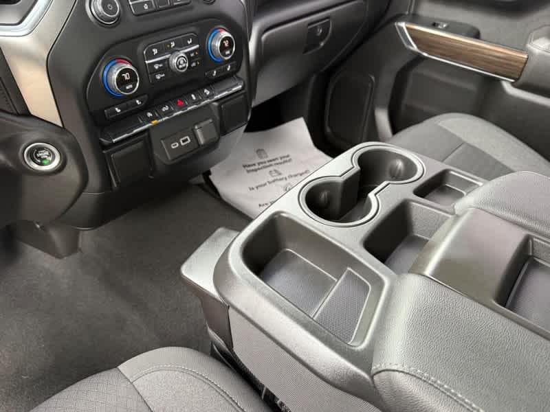 2022 Chevrolet Silverado 1500 LTD 4WD Crew Cab 147 RST