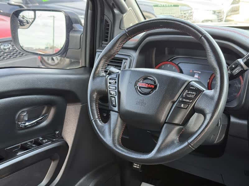 2020 Nissan Titan 4x4 Crew Cab PRO-4X