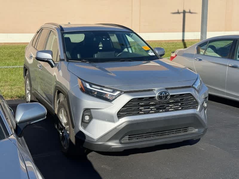 2022 Toyota RAV4 XLE Premium AWD