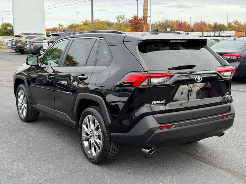 2022 Toyota RAV4 XLE Premium AWD