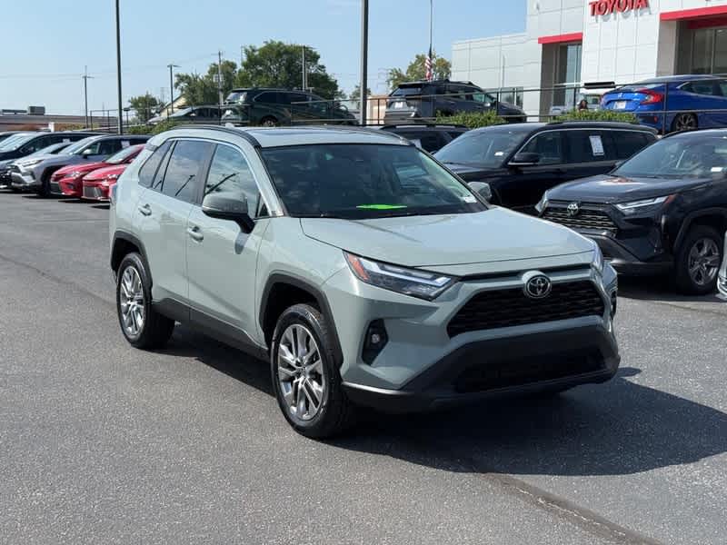 2023 Toyota RAV4 XLE Premium AWD