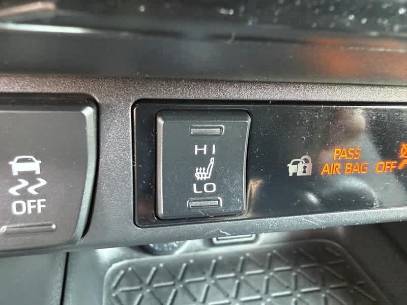 2023 Toyota RAV4 XLE Premium AWD
