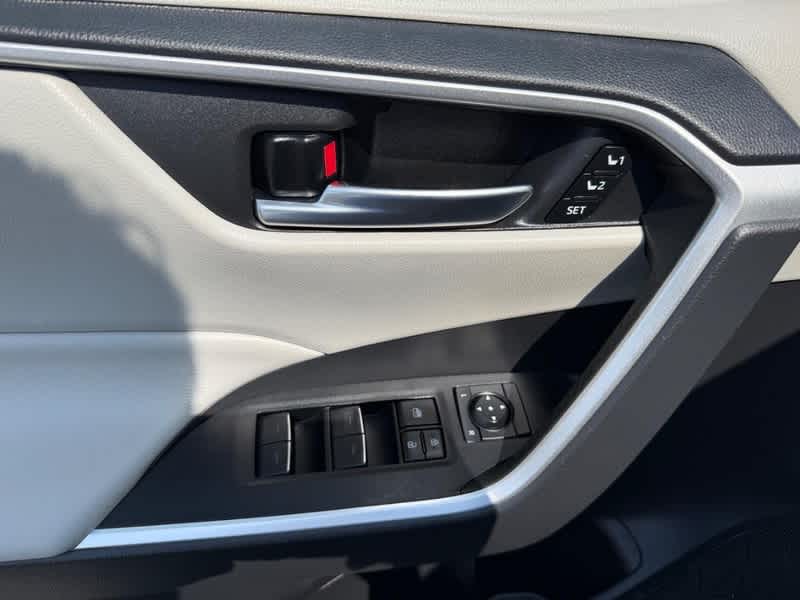 2023 Toyota RAV4 XLE Premium AWD
