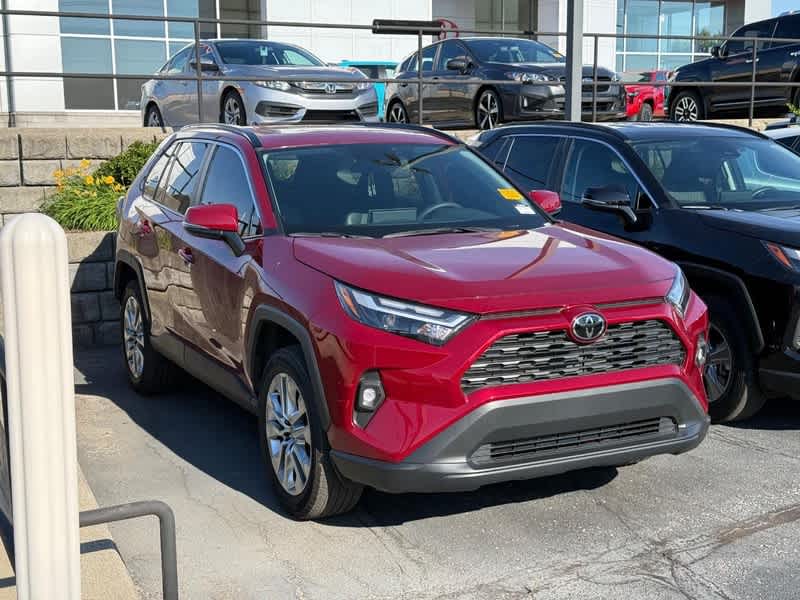 2025 Toyota RAV4 XLE Premium AWD