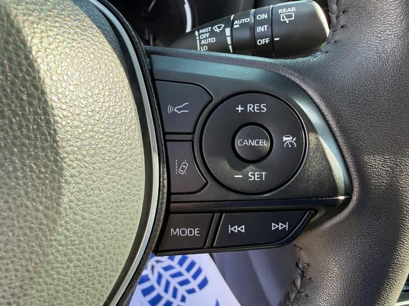 2023 Toyota RAV4 XLE Premium FWD