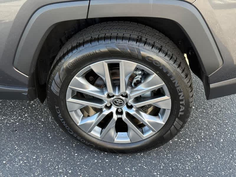 2023 Toyota RAV4 XLE Premium FWD