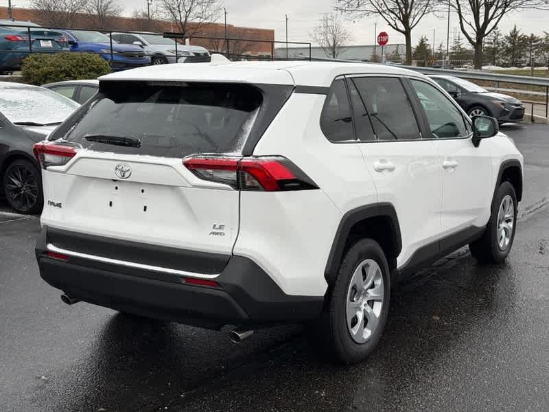 2025 Toyota RAV4 LE AWD