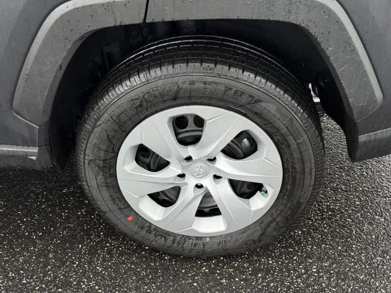 2025 Toyota RAV4 LE AWD