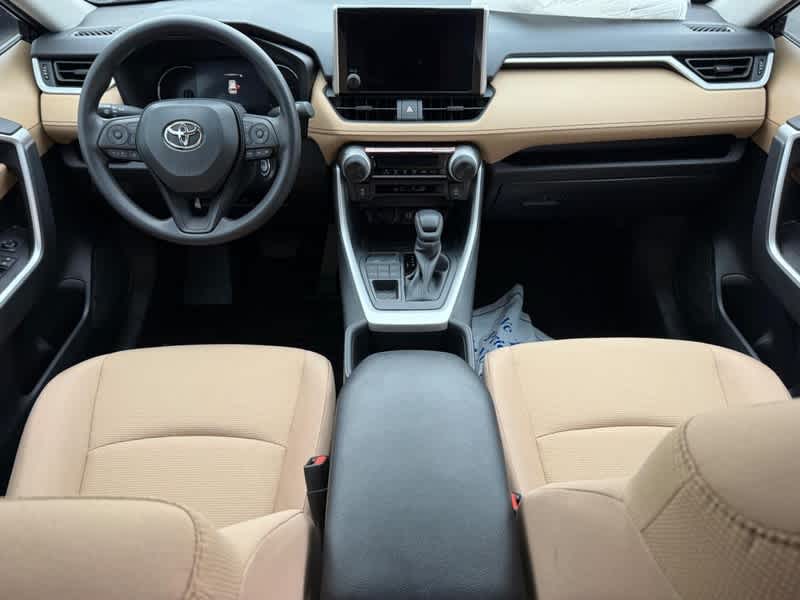 2025 Toyota RAV4 LE AWD