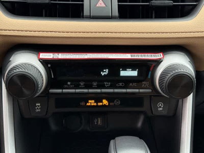 2025 Toyota RAV4 LE AWD