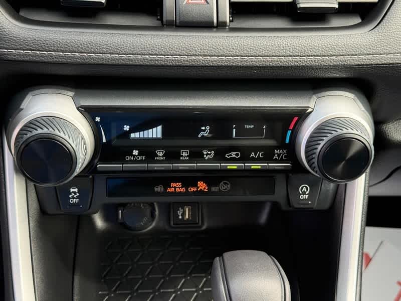 2023 Toyota RAV4 LE AWD