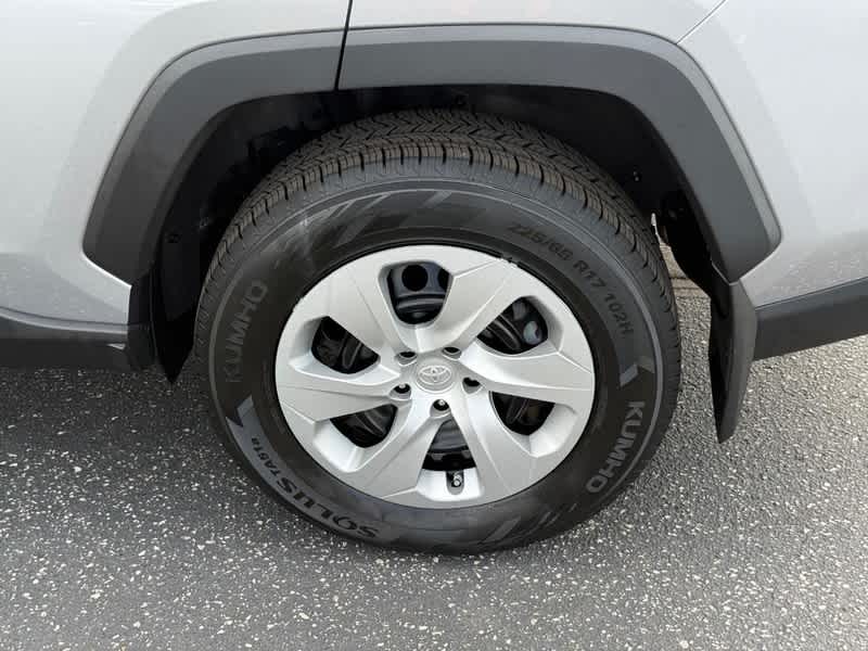 2023 Toyota RAV4 LE AWD