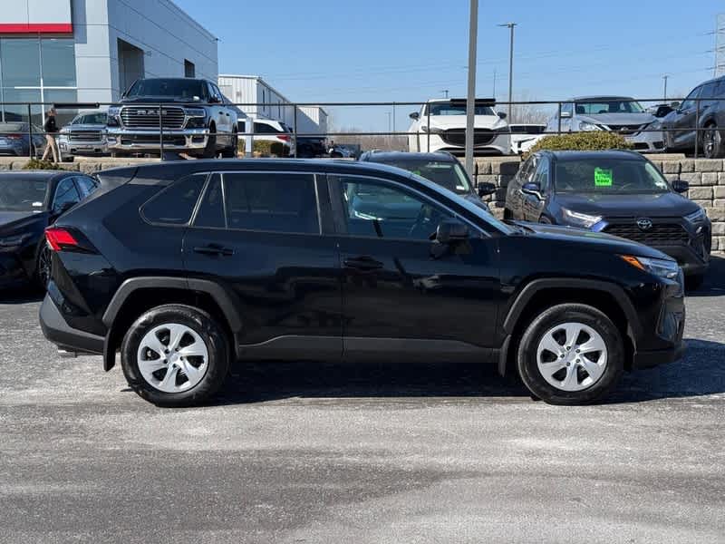 2023 Toyota RAV4 LE AWD