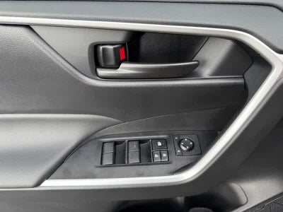 2025 Toyota RAV4 LE AWD