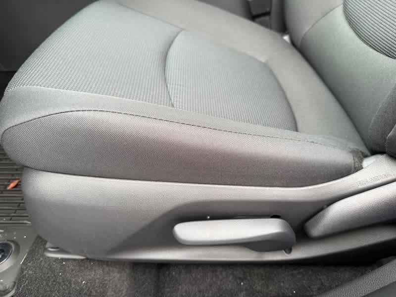 2025 Toyota RAV4 LE AWD