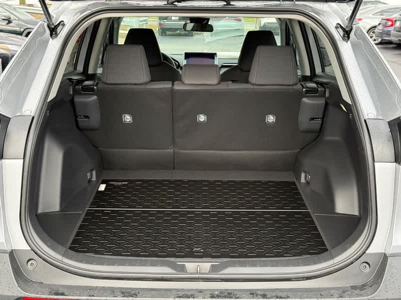 2025 Toyota RAV4 LE AWD