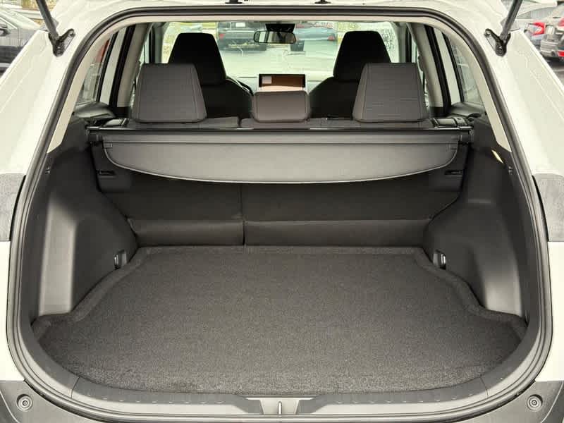 2025 Toyota RAV4 LE AWD