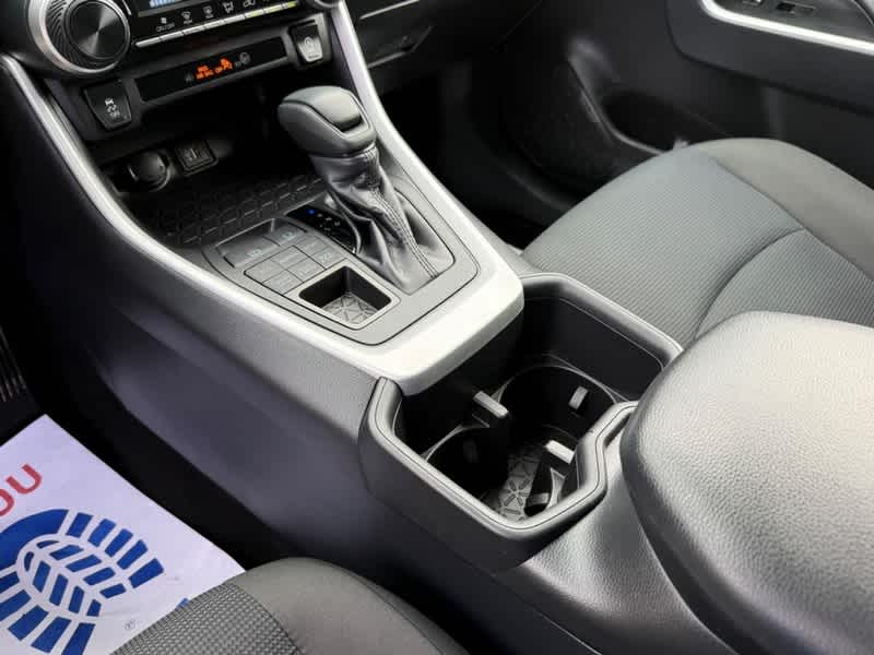 2025 Toyota RAV4 LE AWD