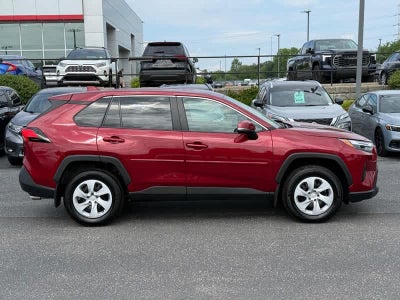2025 Toyota RAV4 LE AWD