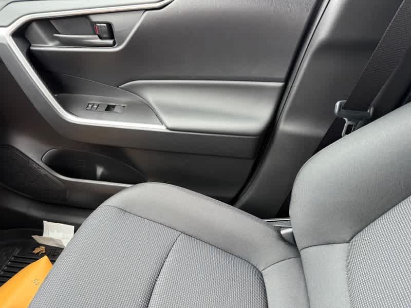 2025 Toyota RAV4 LE AWD