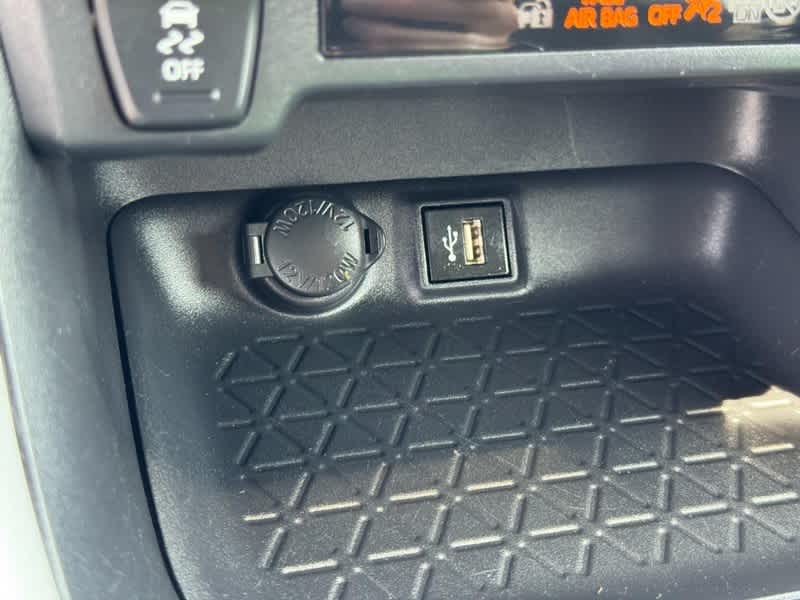 2024 Toyota RAV4 LE FWD