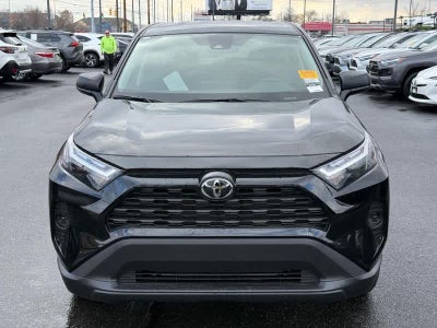 2025 Toyota RAV4 LE FWD