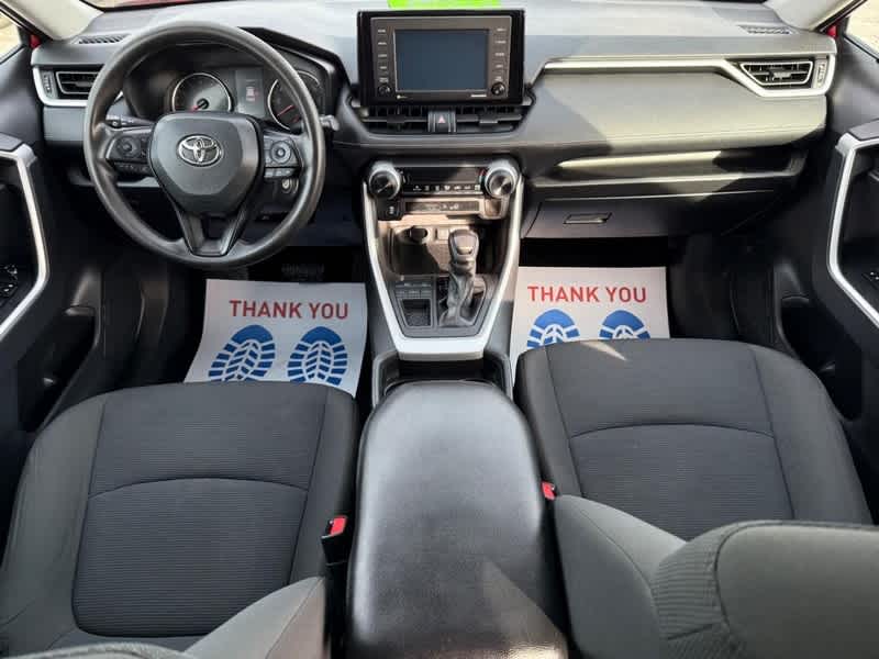 2021 Toyota RAV4 LE FWD