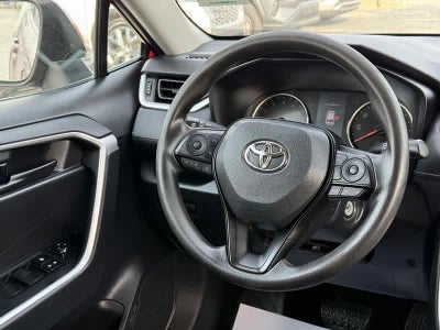 2021 Toyota RAV4 LE FWD