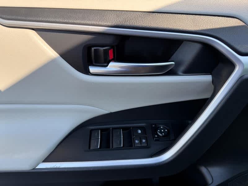 2024 Toyota RAV4 XLE AWD