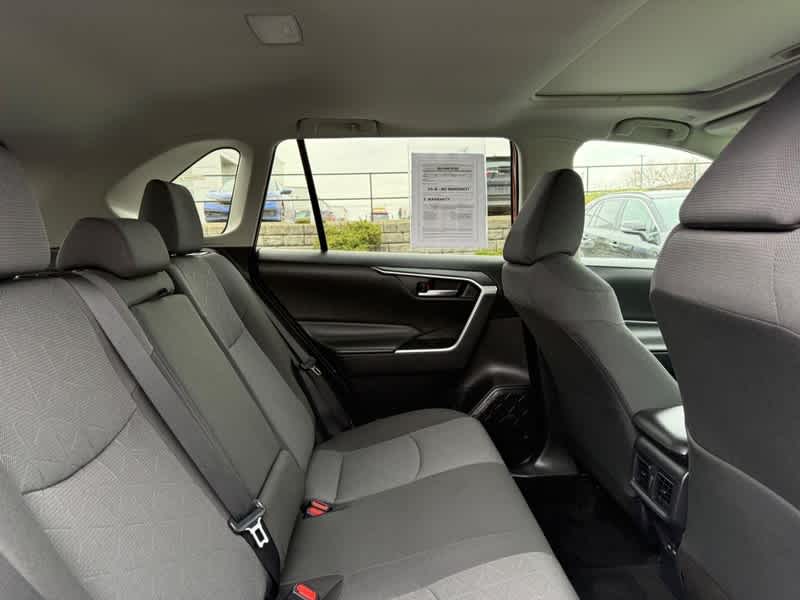 2024 Toyota RAV4 XLE AWD