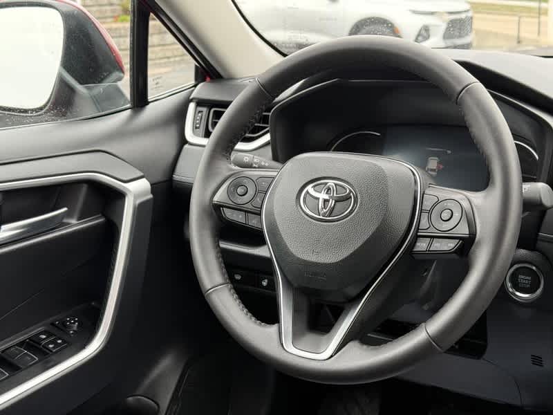 2024 Toyota RAV4 XLE AWD
