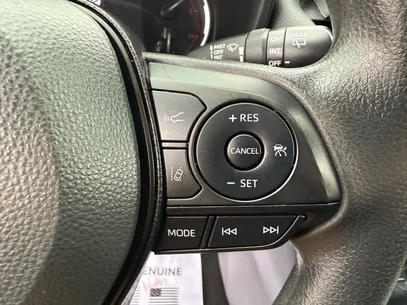 2025 Toyota RAV4 XLE AWD