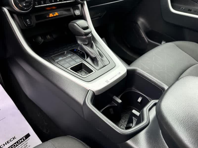 2025 Toyota RAV4 XLE AWD