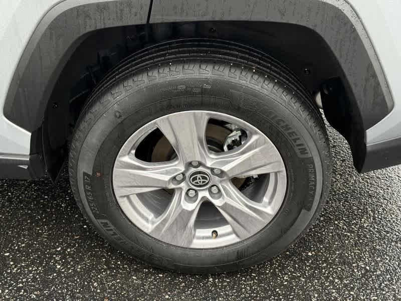 2025 Toyota RAV4 XLE AWD