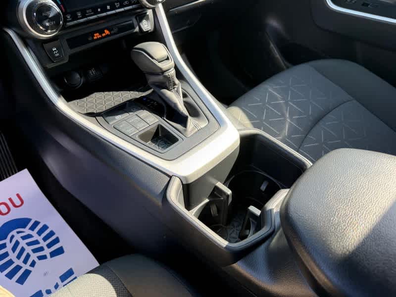 2025 Toyota RAV4 XLE AWD