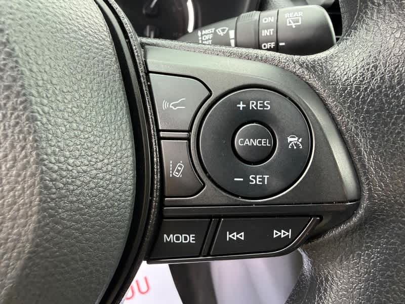 2025 Toyota RAV4 XLE AWD