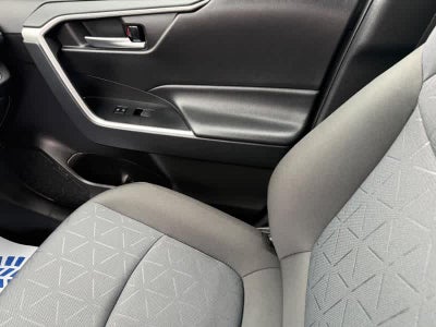 2025 Toyota RAV4 XLE AWD