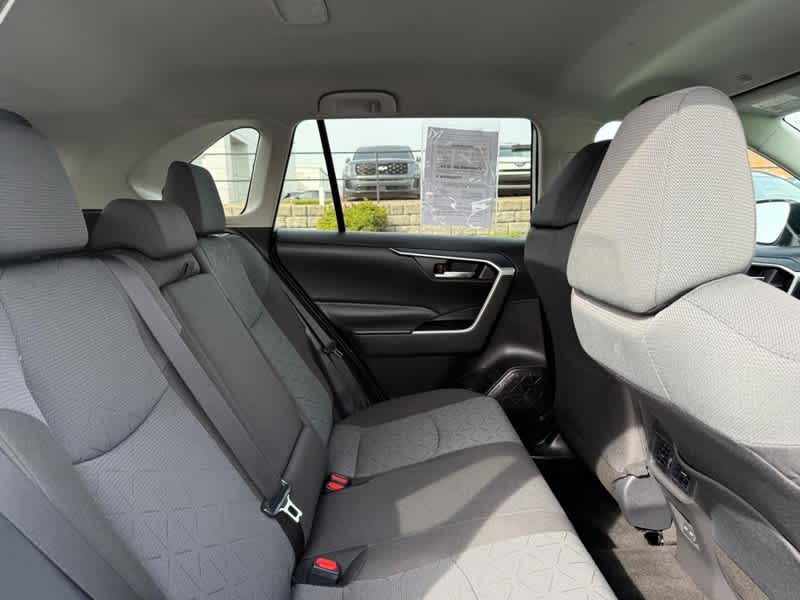 2025 Toyota RAV4 XLE AWD