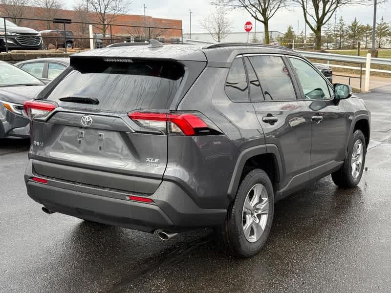 2025 Toyota RAV4 XLE AWD