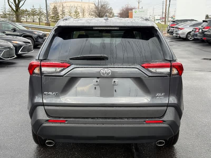 2025 Toyota RAV4 XLE AWD